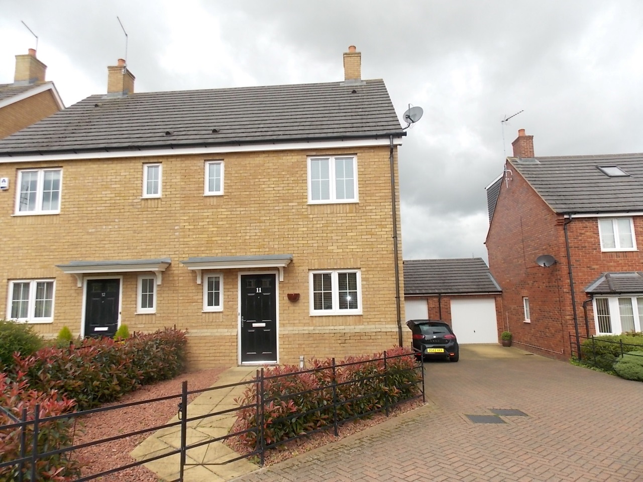 Milton Malsor, Northampton 3 Bed SemiDetached House, Chestnut Close