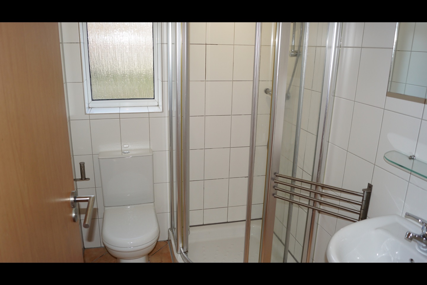 Eastbourne Studio Flat, Enys Road, BN21 To Rent Now for £800.00 p/m