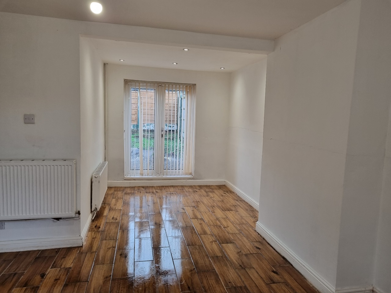 Chadderton, Oldham 2 Bed SemiDetached House, Hardman Street, OL9