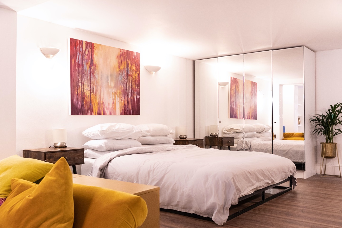 London 2 Bed Flat, Wembury Mews, N6 To Rent Now for £1,850.00 p/m