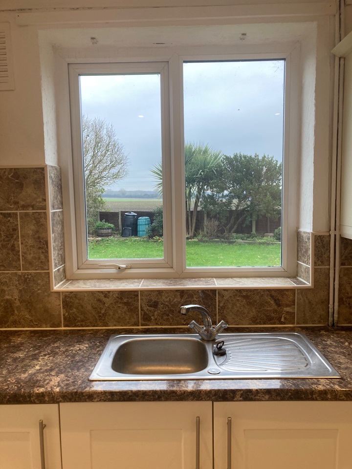 Kippax, Leeds 3 Bed SemiDetached House, Lime Tree Crescent, LS25