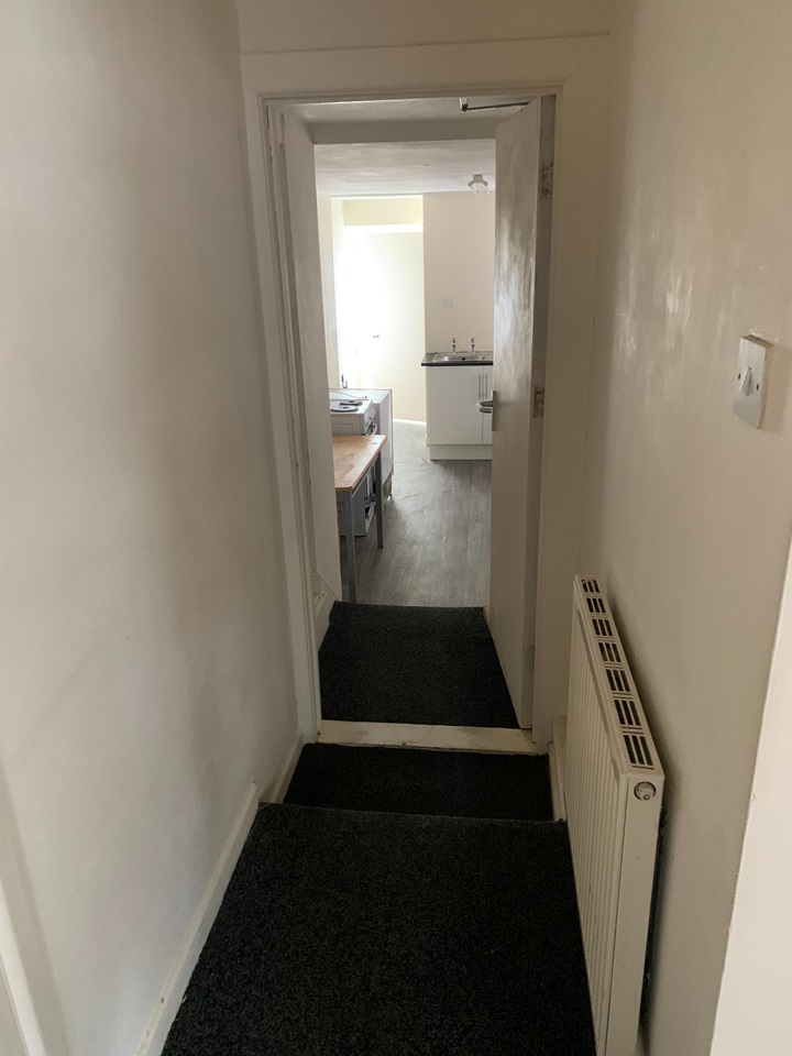 Swansea 1 Bed Flat, Mansel Street, SA1 To Rent Now for £550.00 p/m