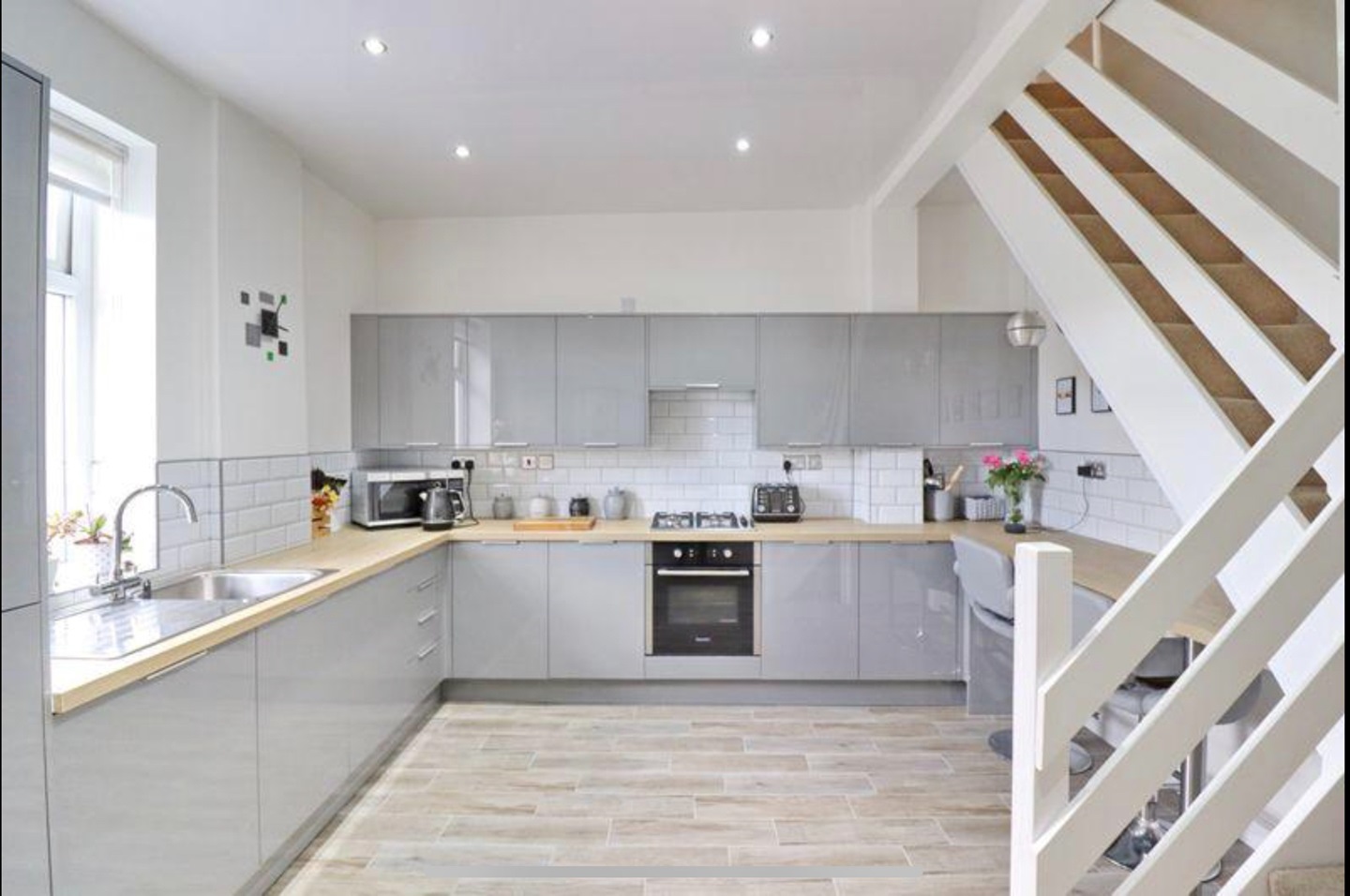 Worsley, Manchester 2 Bed Terraced House, Mosley Common Road, M28