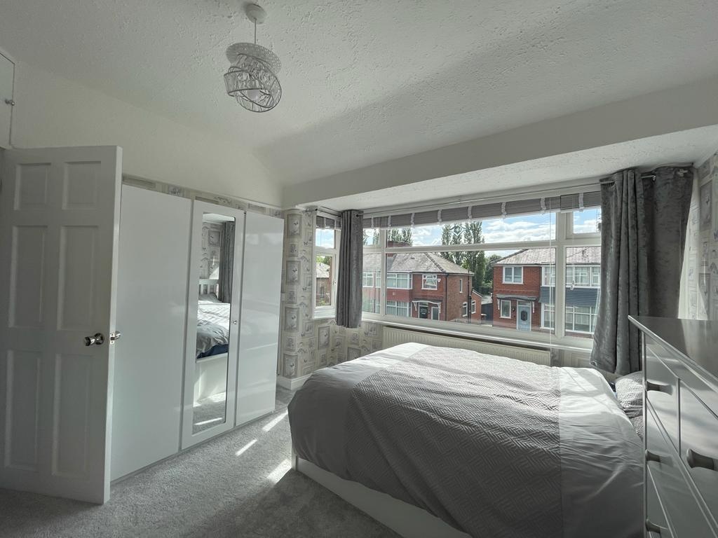 Manchester Room in a Shared House, Runnymeade, M27 To Rent Now for