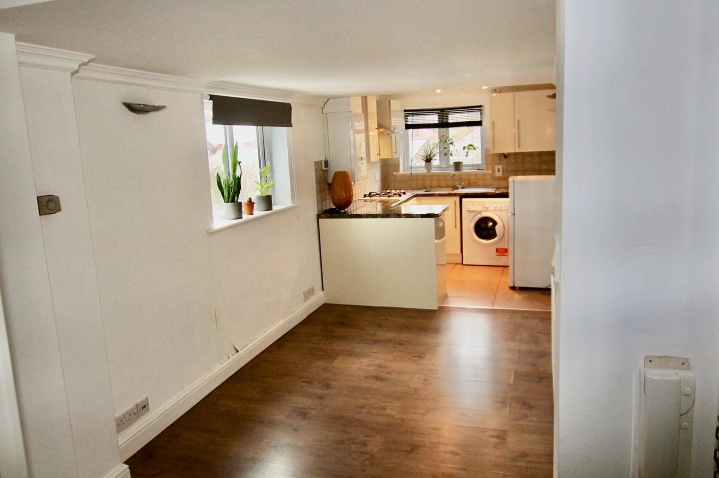 St. LeonardsOnSea 1 Bed Flat, Markwick Terrace, TN38 To Rent Now