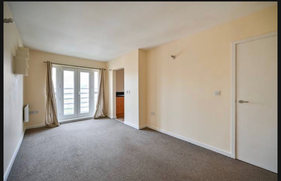 Colnbrook 2 Bed Flat, Sovereign Heights, SL3 To Rent Now for £1,425