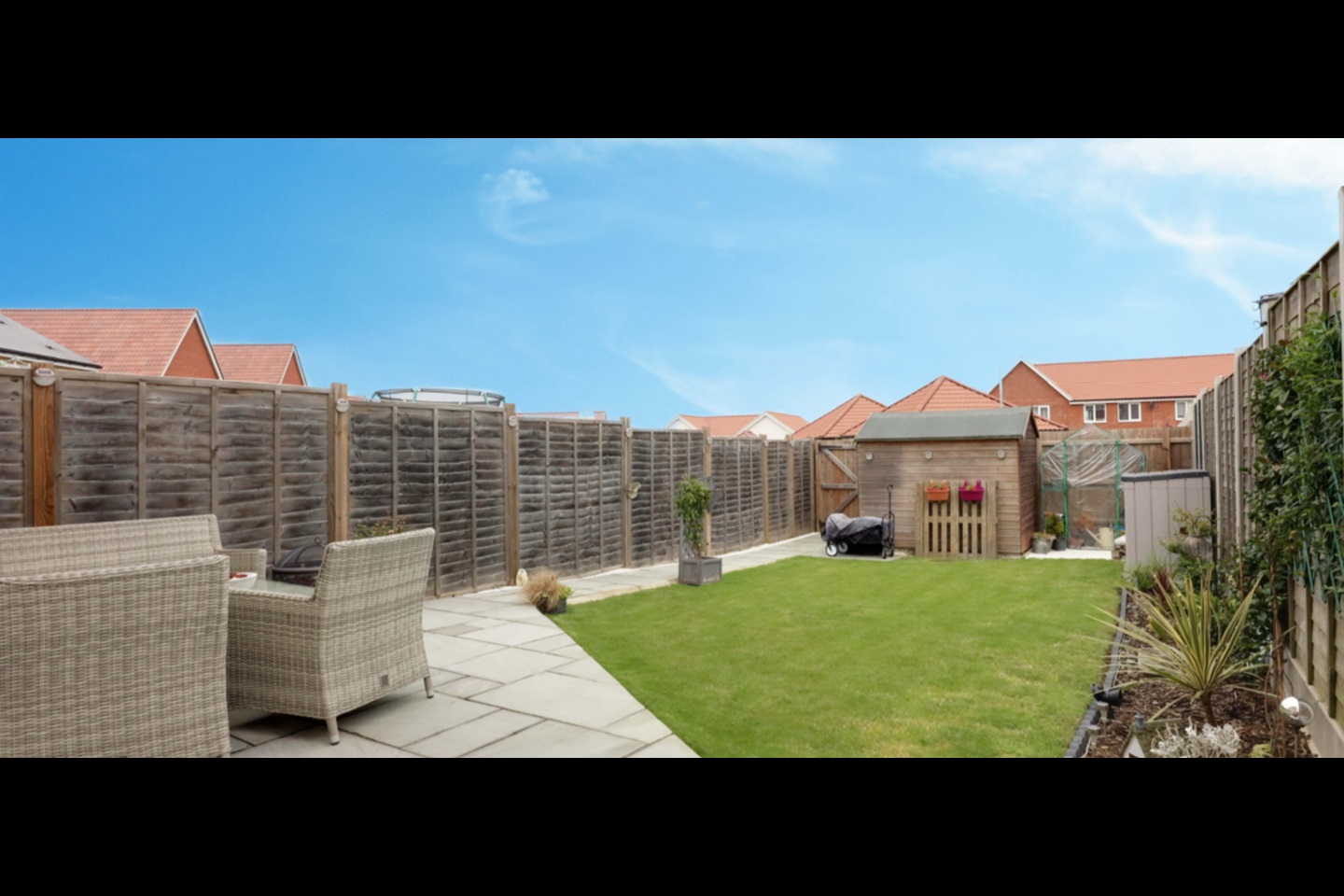 ThorpeLeSoken, ClactonOnSea 3 Bed SemiDetached House, Henderson