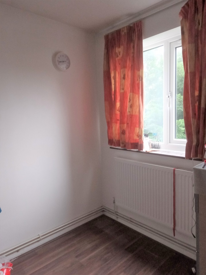 Romford Room in a Shared House, Barleyfields Close, RM6 To Rent Now