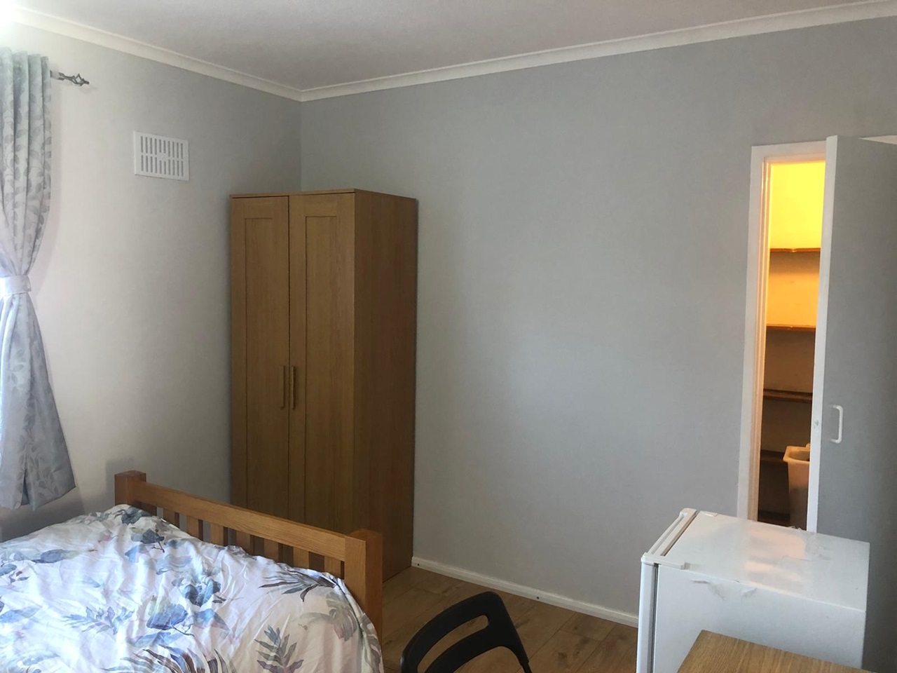 Feltham Room in a Shared House, Fountains Avenue, TW13 To Rent Now