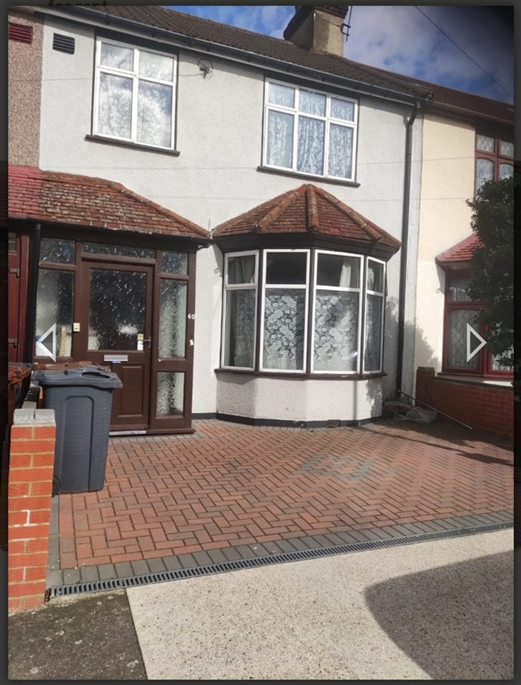 Barking Room in a Shared House, Aldersey Gardens, IG11 To Rent Now