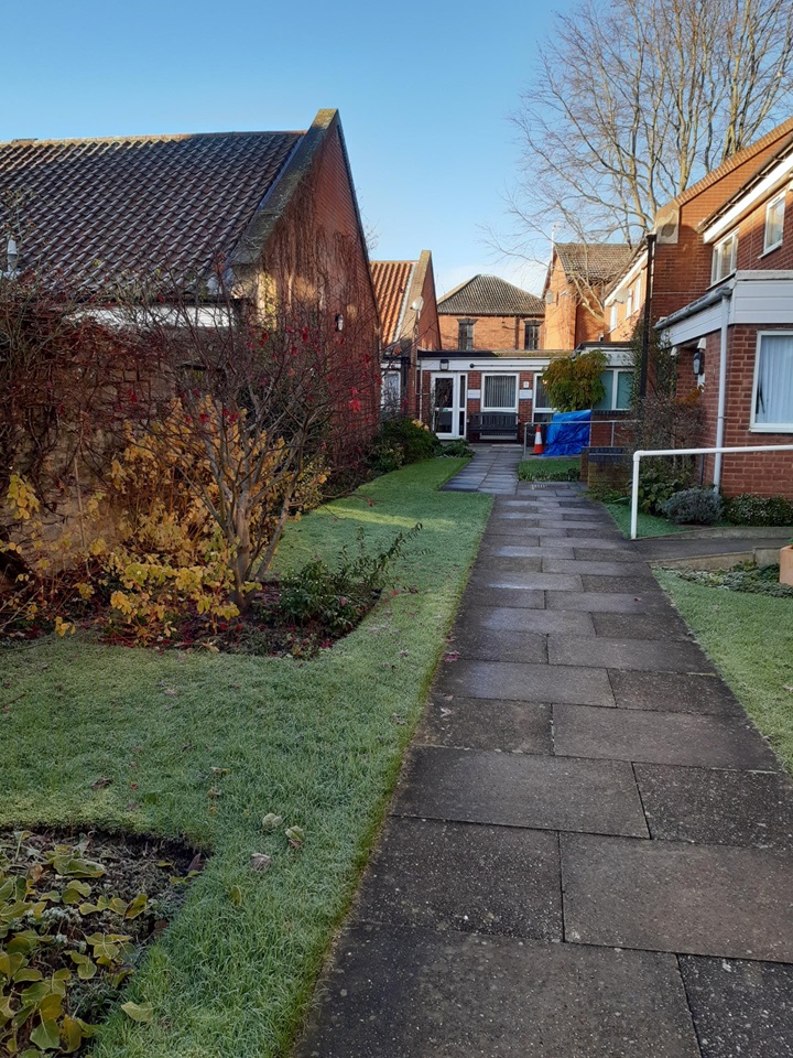 Worksop Studio Flat, Elm Tree Court, S80 To Rent Now for £728.26 p/m