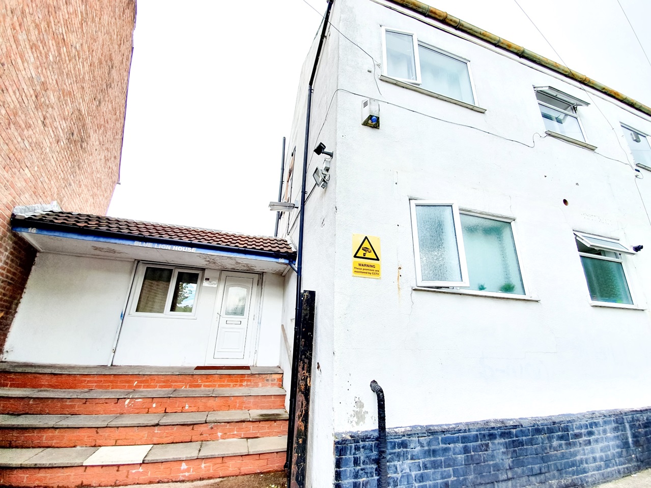 Walsall Room in a Shared House, Butts Road, WS4 To Rent Now for £