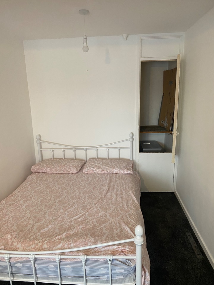 London Studio Flat, Gurnell Grove, W13 To Rent Now for £1,000.00 p/m