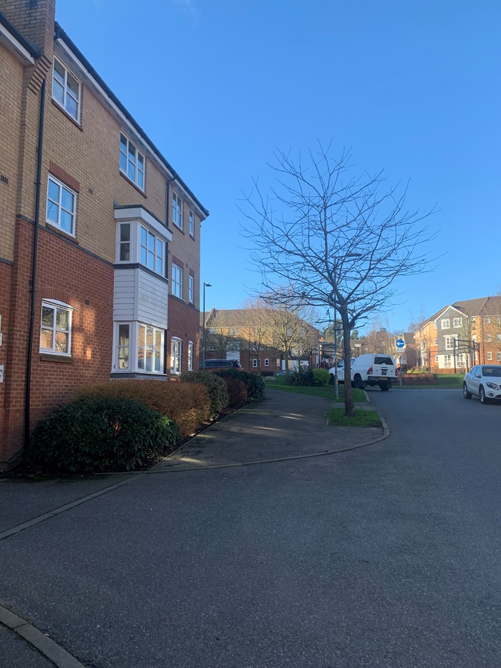 Hoddesdon 2 Bed Flat, Plomer Ave, EN11 To Rent Now for £1,250.00 p/m