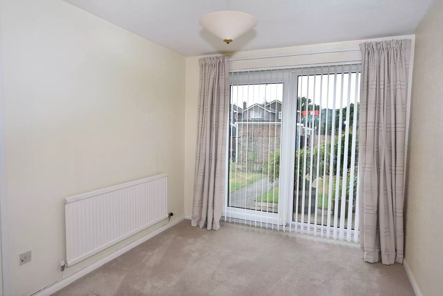 Nailsea, Bristol 3 Bed SemiDetached House, Greenslade Gardens, BS48