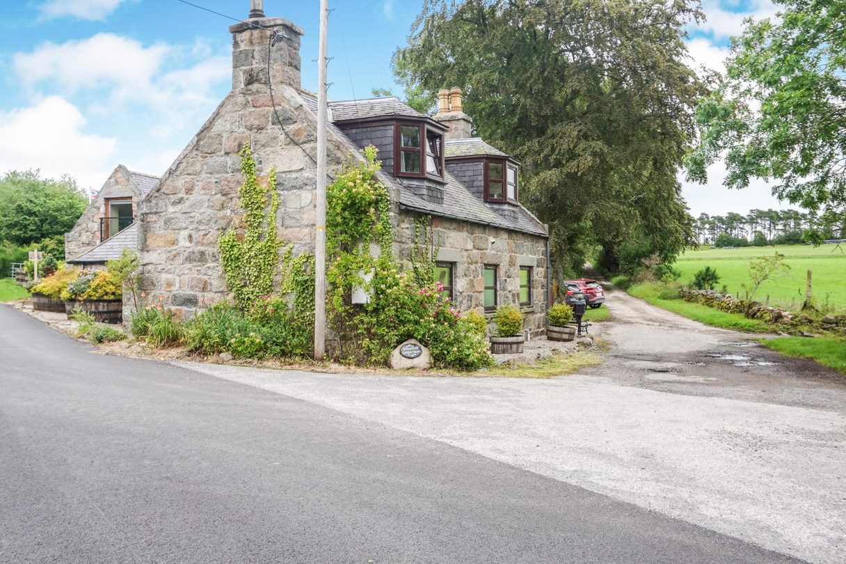 Aboyne 4 Bed Detached House, Kincardine O'neil, AB34 To Rent Now