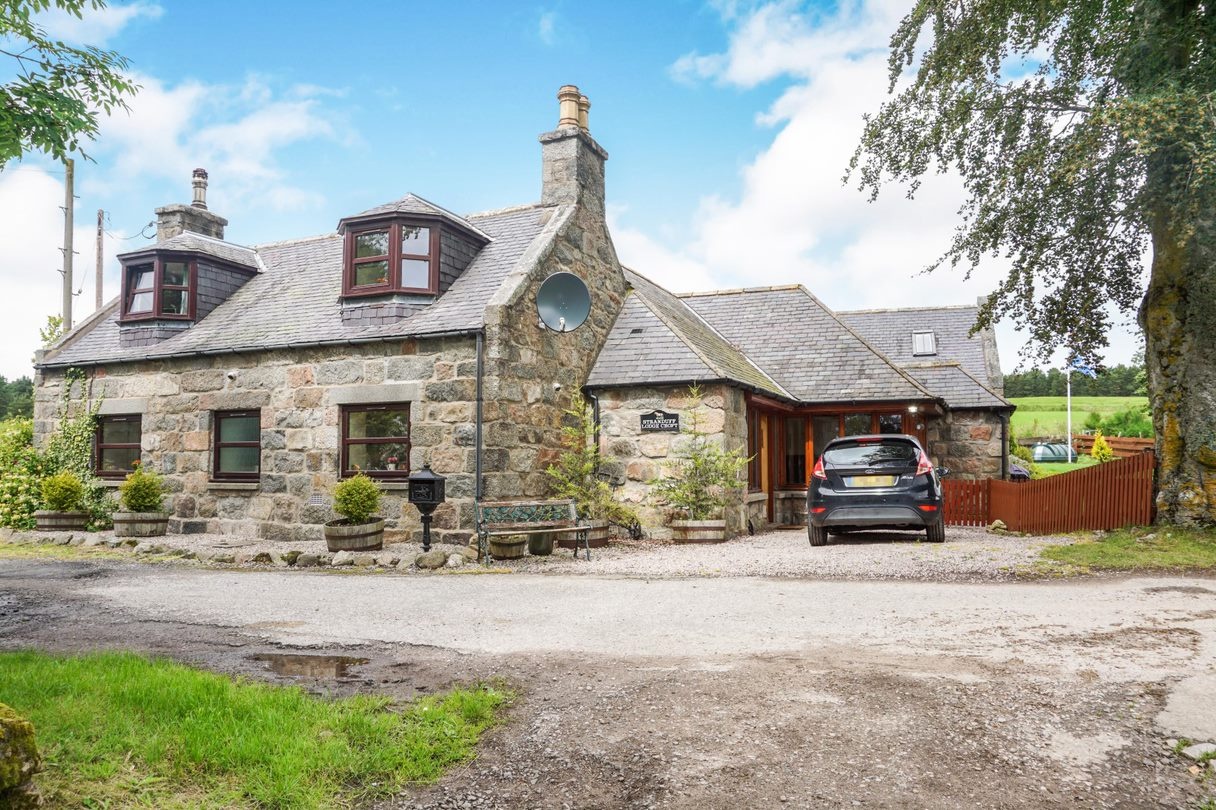 Aboyne 4 Bed Detached House, Kincardine O'neil, AB34 To Rent Now for £1,350.00 p/m