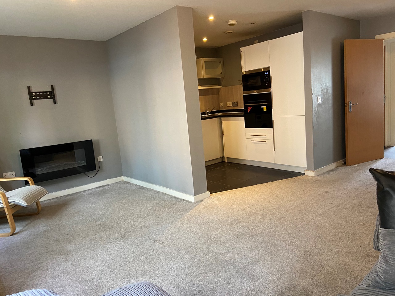 Manchester 2 Bed Flat, Old Birley Street, M15 To Rent Now for £1,100.00 p/m