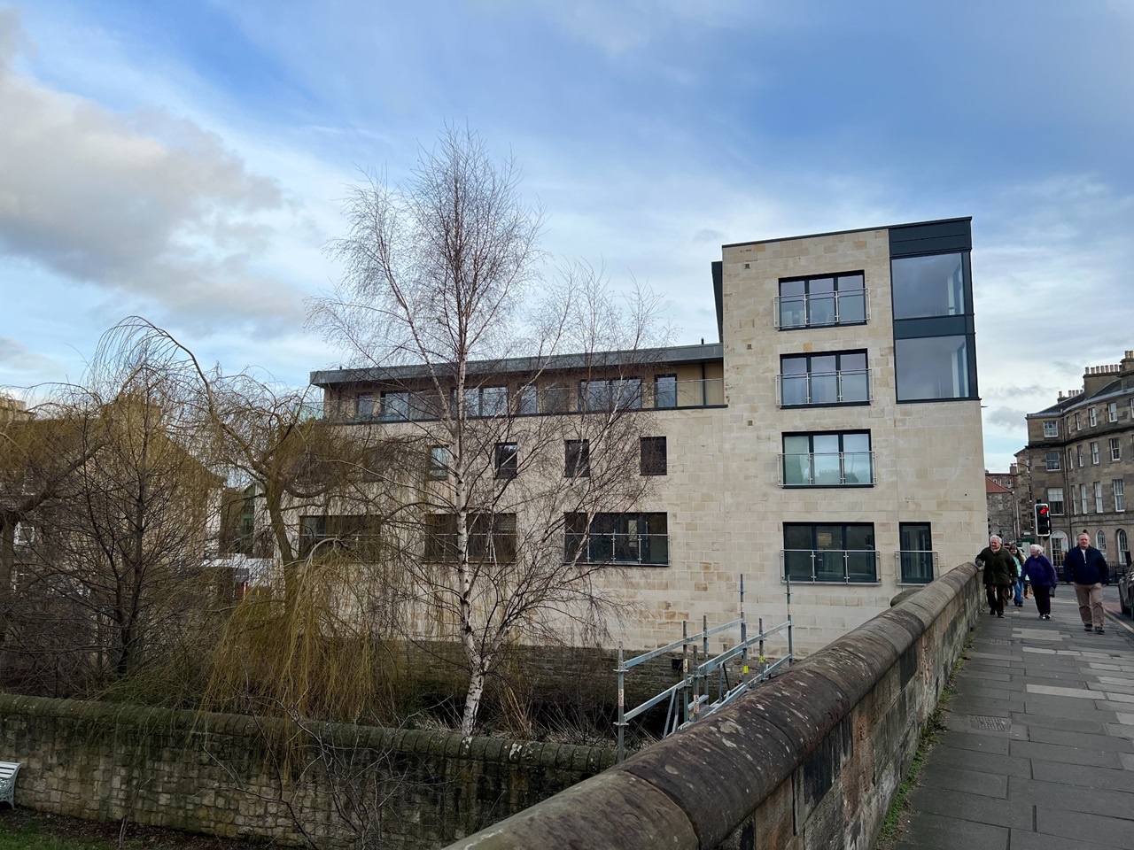 Edinburgh 2 Bed Flat, Canonmills Bridge Mews, EH3 To Rent Now for £