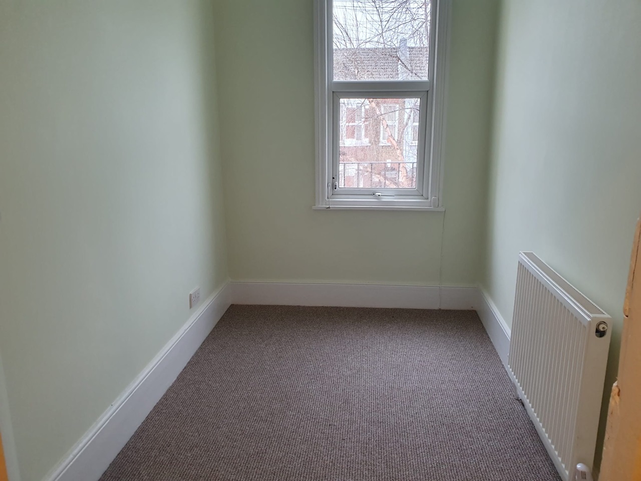 London 2 Bed Flat, Kimberley Gardens, N4 To Rent Now for £1,700.00 p/m