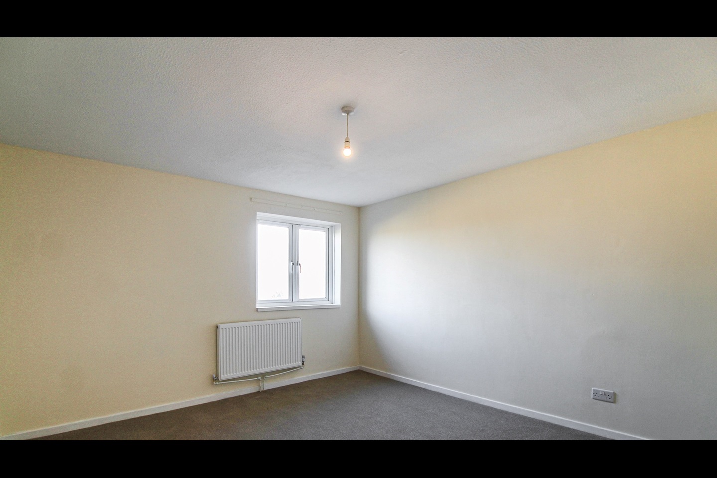 Fishermead, Milton Keynes 4 Bed Terraced House, Helford Place, MK6