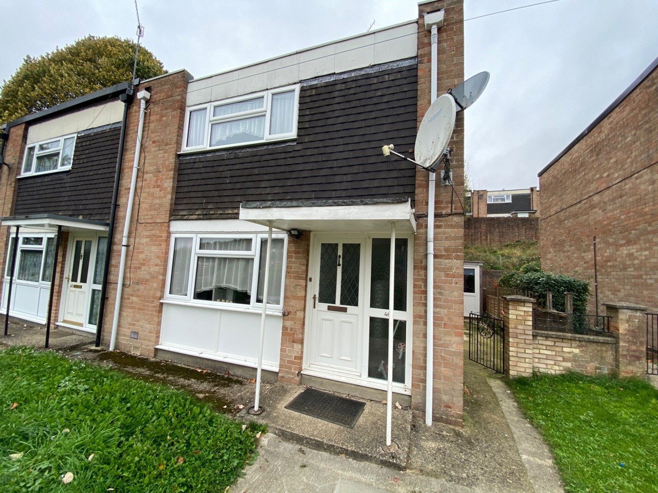 2 Bed SemiDetached House, Misbourne Avenue, HP13 To