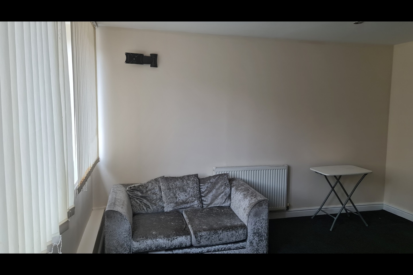 Doncaster Studio Flat, Princegate, DN1 To Rent Now for £525.00 p/m