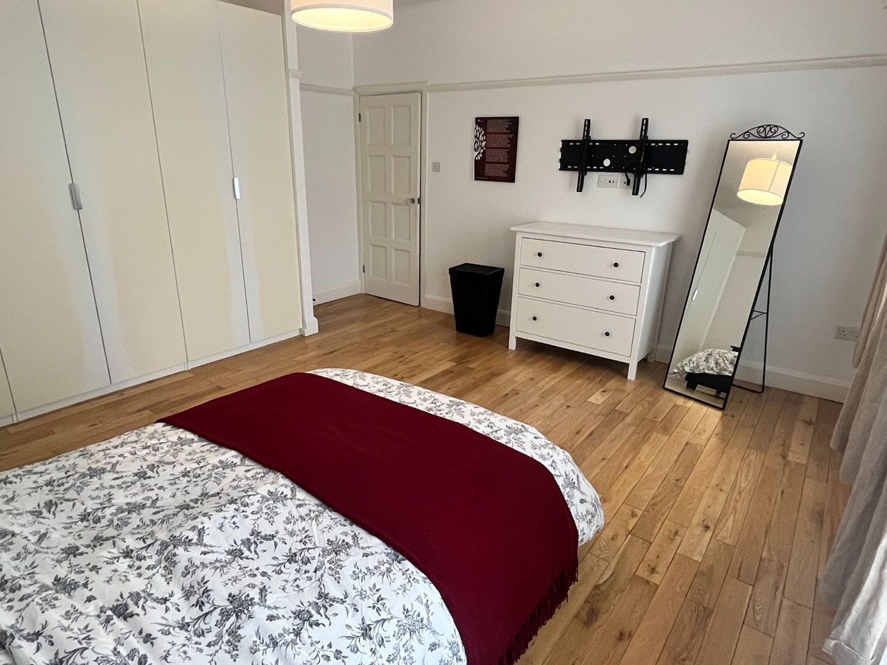 Bournemouth 2 Bed Flat, San Remo Towers Block A, BH5 To