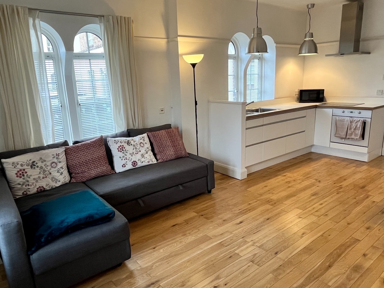 Bournemouth 2 Bed Flat, San Remo Towers Block A, BH5 To