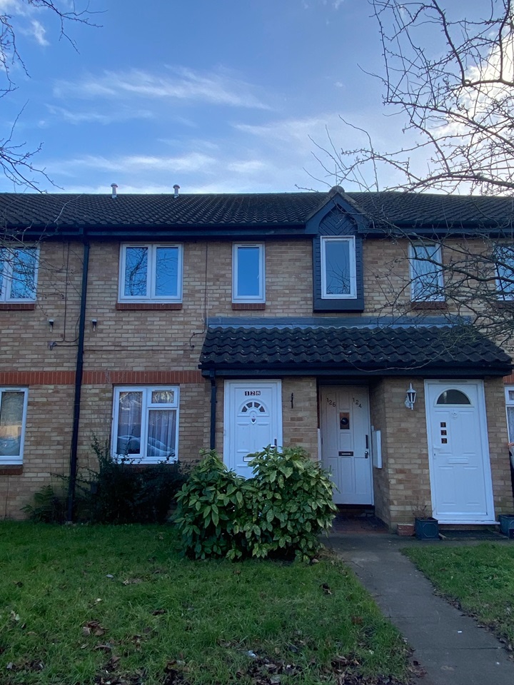 West Drayton 1 Bed Lowdell Close, UB7 To Rent Now for £1,100.00 p/m