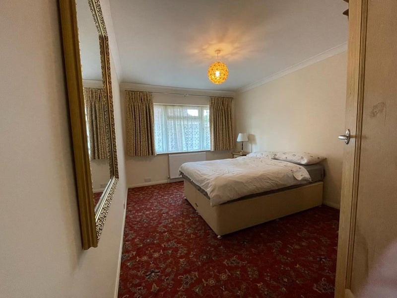 Woodley, Reading Room in a Shared House, Silver Fox Crescent, RG5