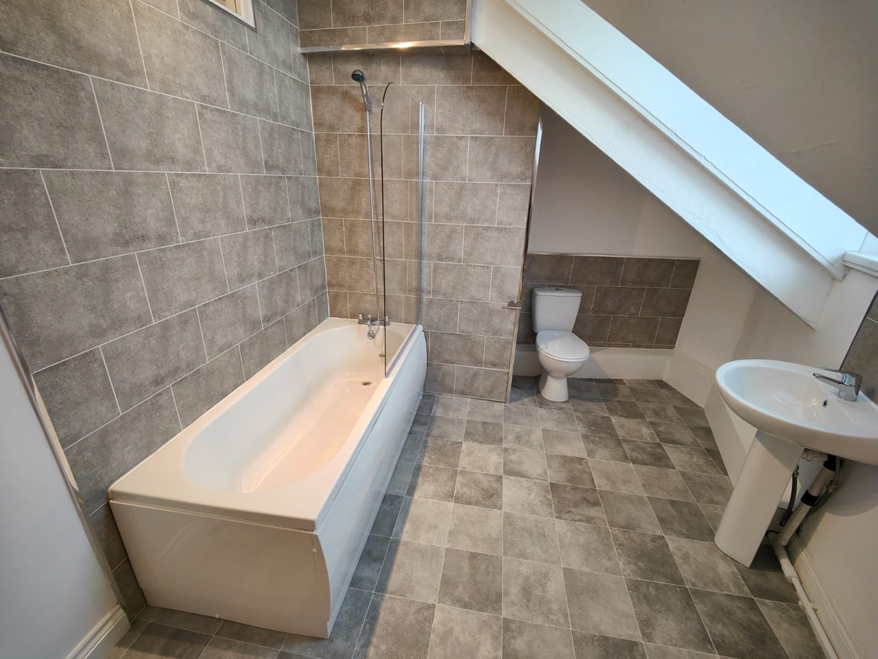 South Shields 2 Bed Flat, Laygate, NE33 To Rent Now for £575.00 p/m