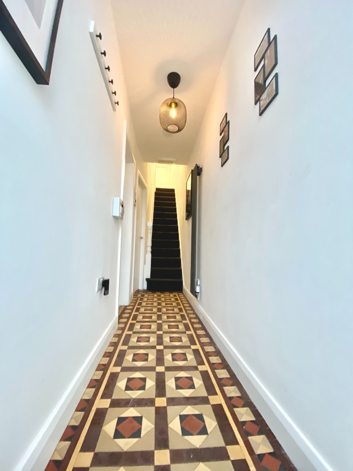 Tamworth Room in a Shared House, Amington Road, B77 To Rent Now for