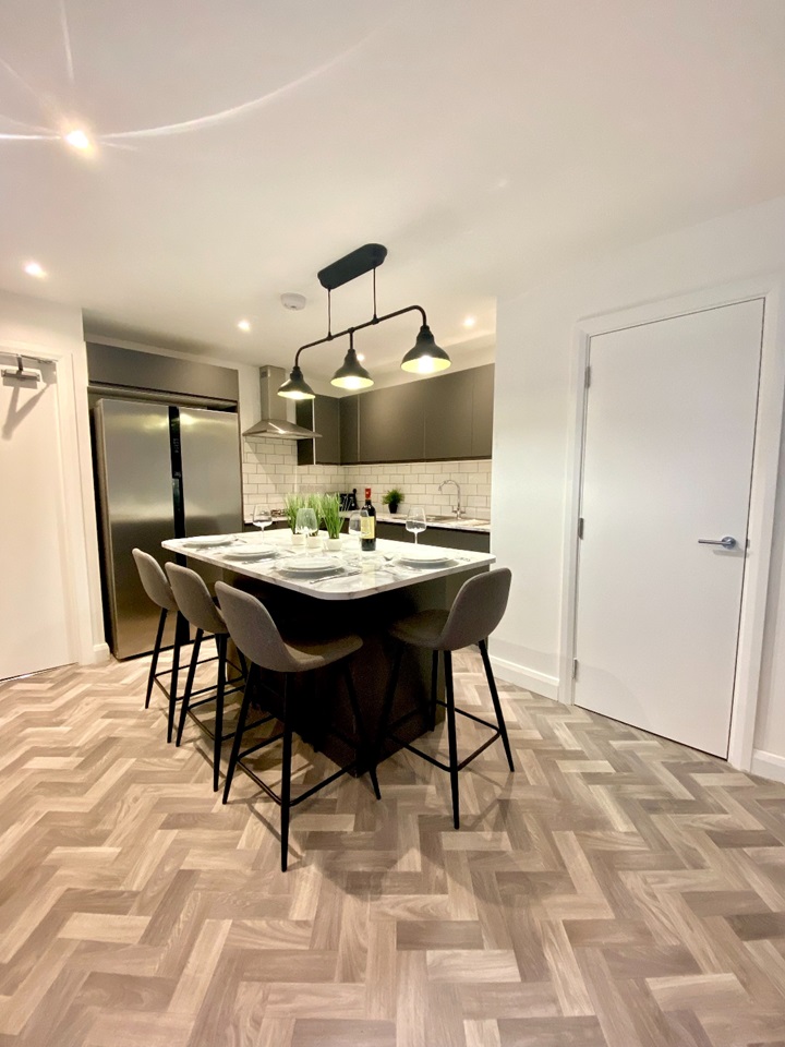 Tamworth Room in a Shared House, Amington Road, B77 To Rent Now for