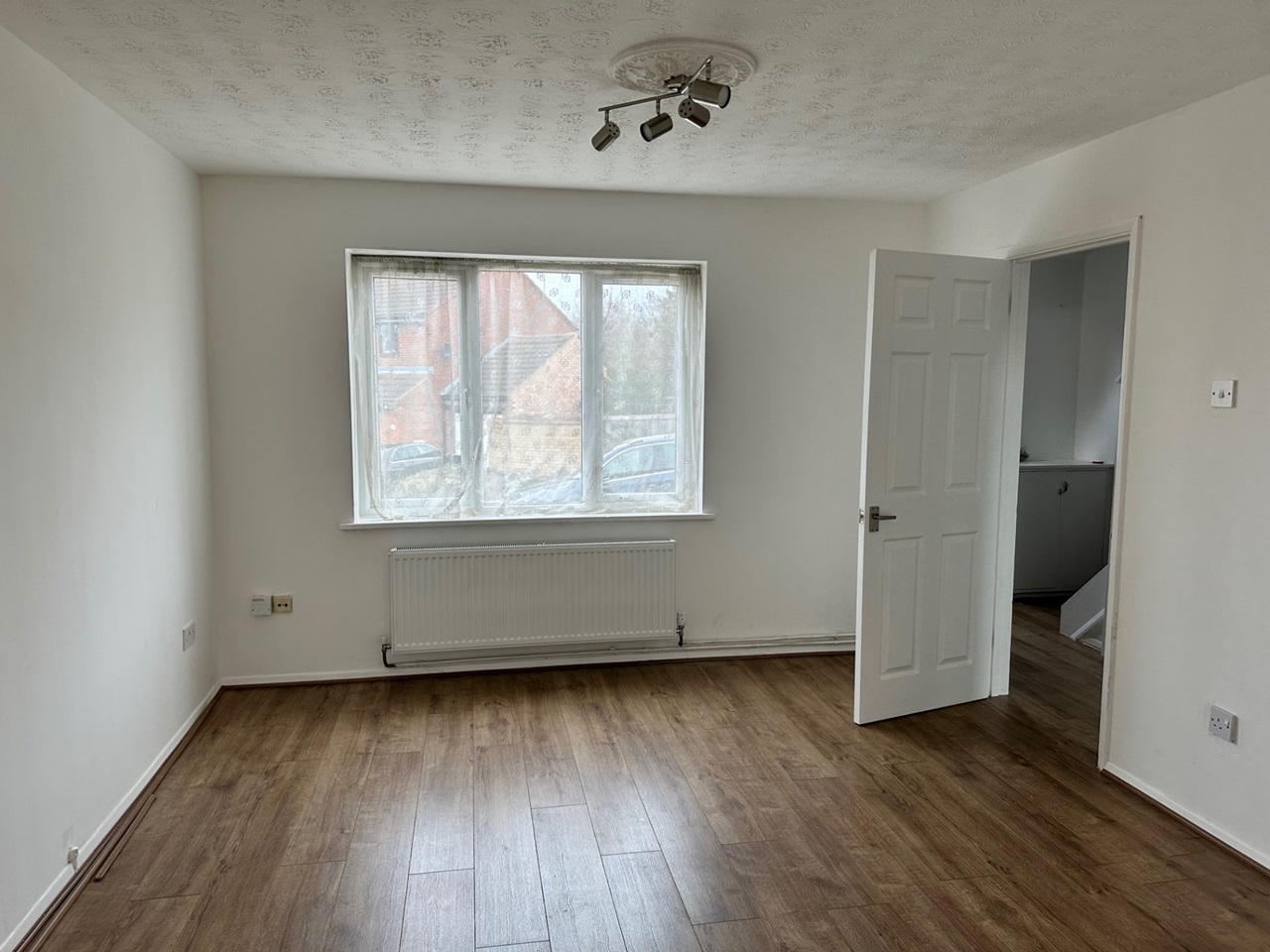 Heelands, Milton Keynes 3 Bed Detached House, Gisburn Close, MK13