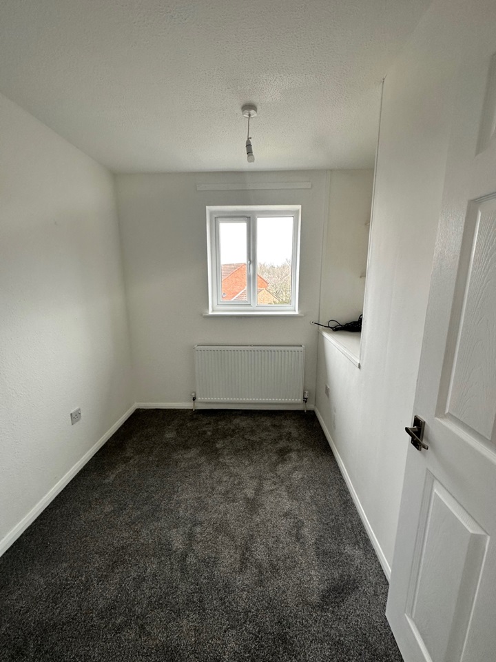 Heelands, Milton Keynes 3 Bed Detached House, Gisburn Close, MK13