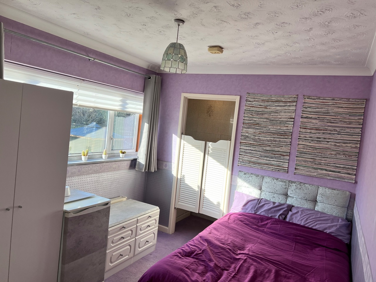 Upminster Room in a Shared House, Courtenay Gardens, RM14 To Rent