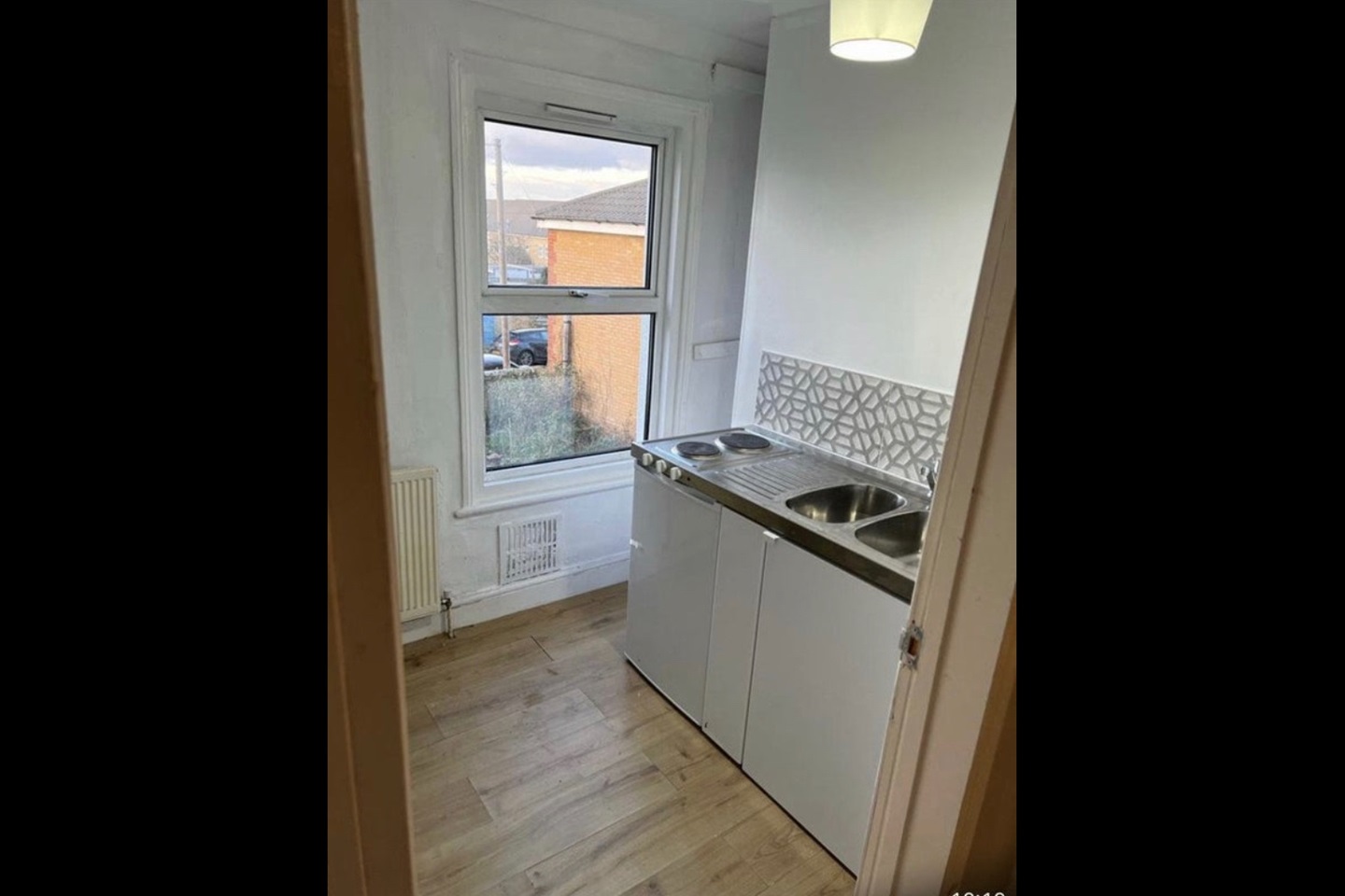 Gillingham Studio Flat, Gillingham, ME7 To Rent Now for £950.00 p/m