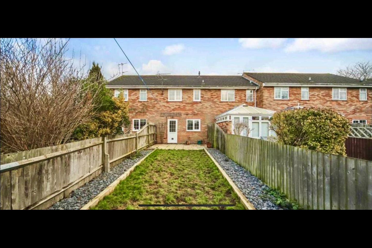 Pitstone, Bucks., 2 Bed Terraced House, Old Farm, LU7 To Rent Now