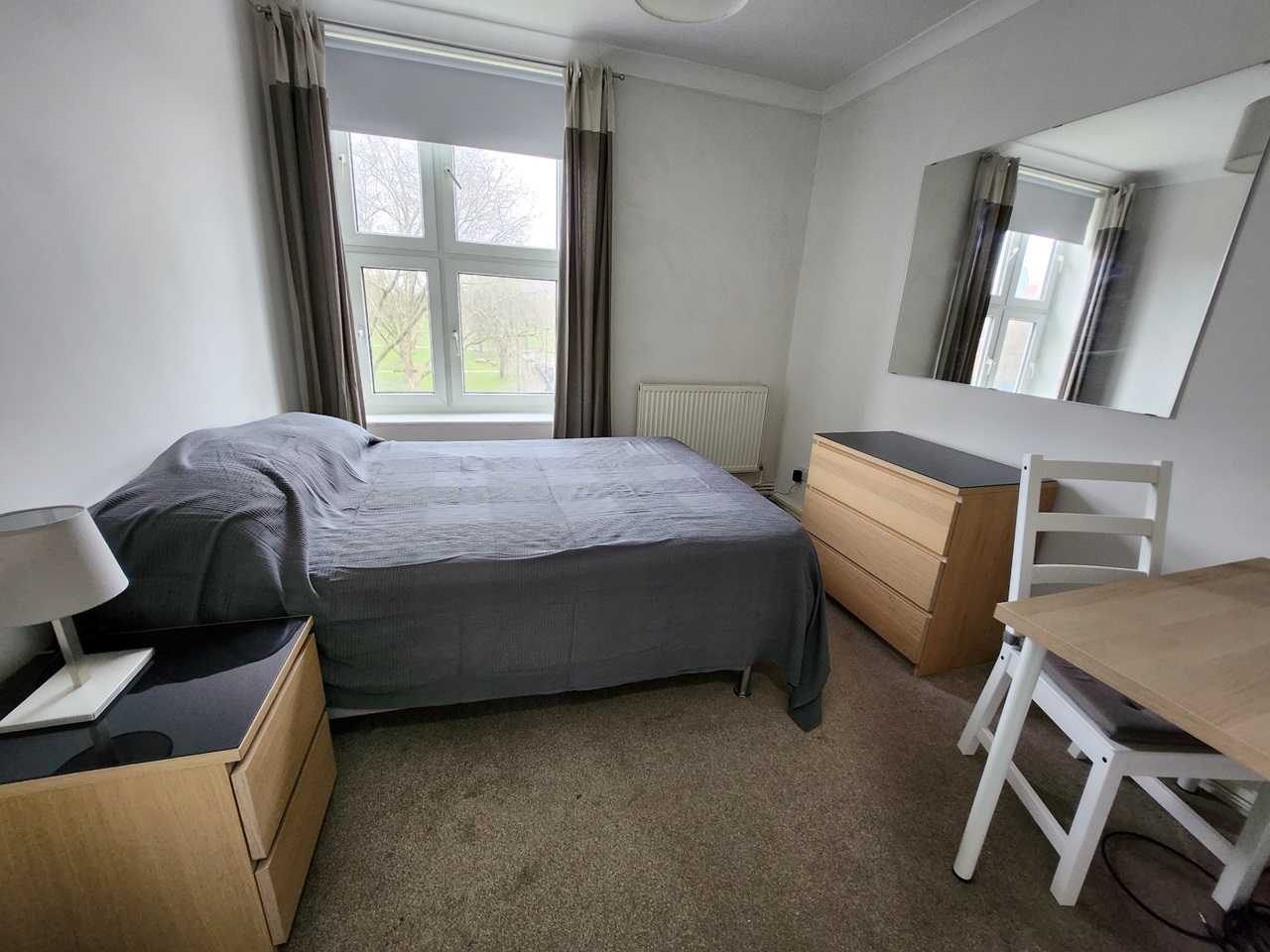 London 3 Bed Flat, Knebworth House, SW8 To Rent Now for £2,800.00 p/m