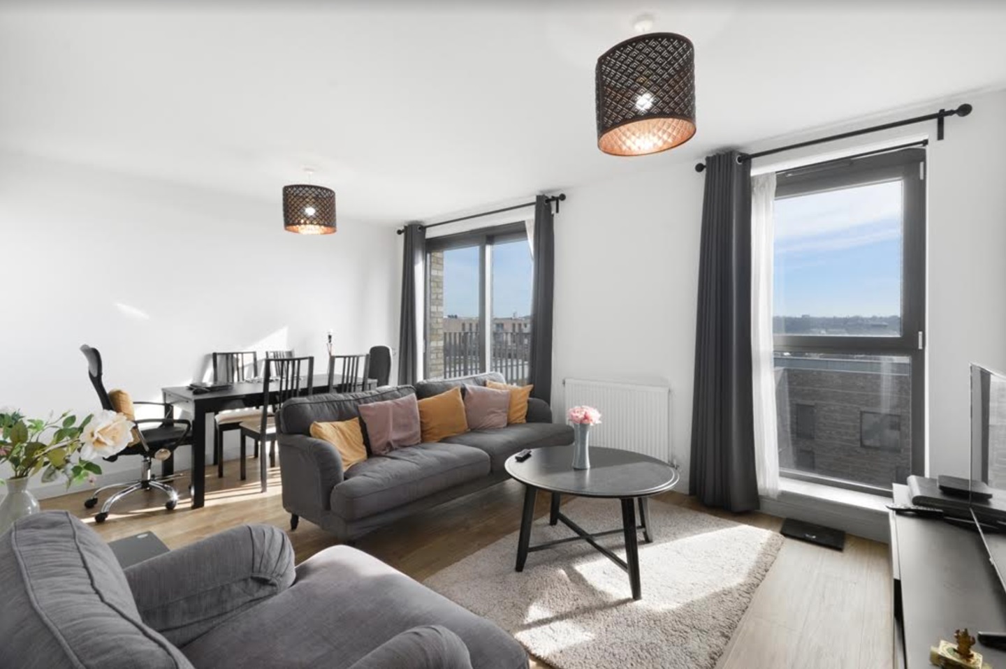 London 1 Bed Flat, Kingfisher Heights, E16 To Rent Now for £1,950.