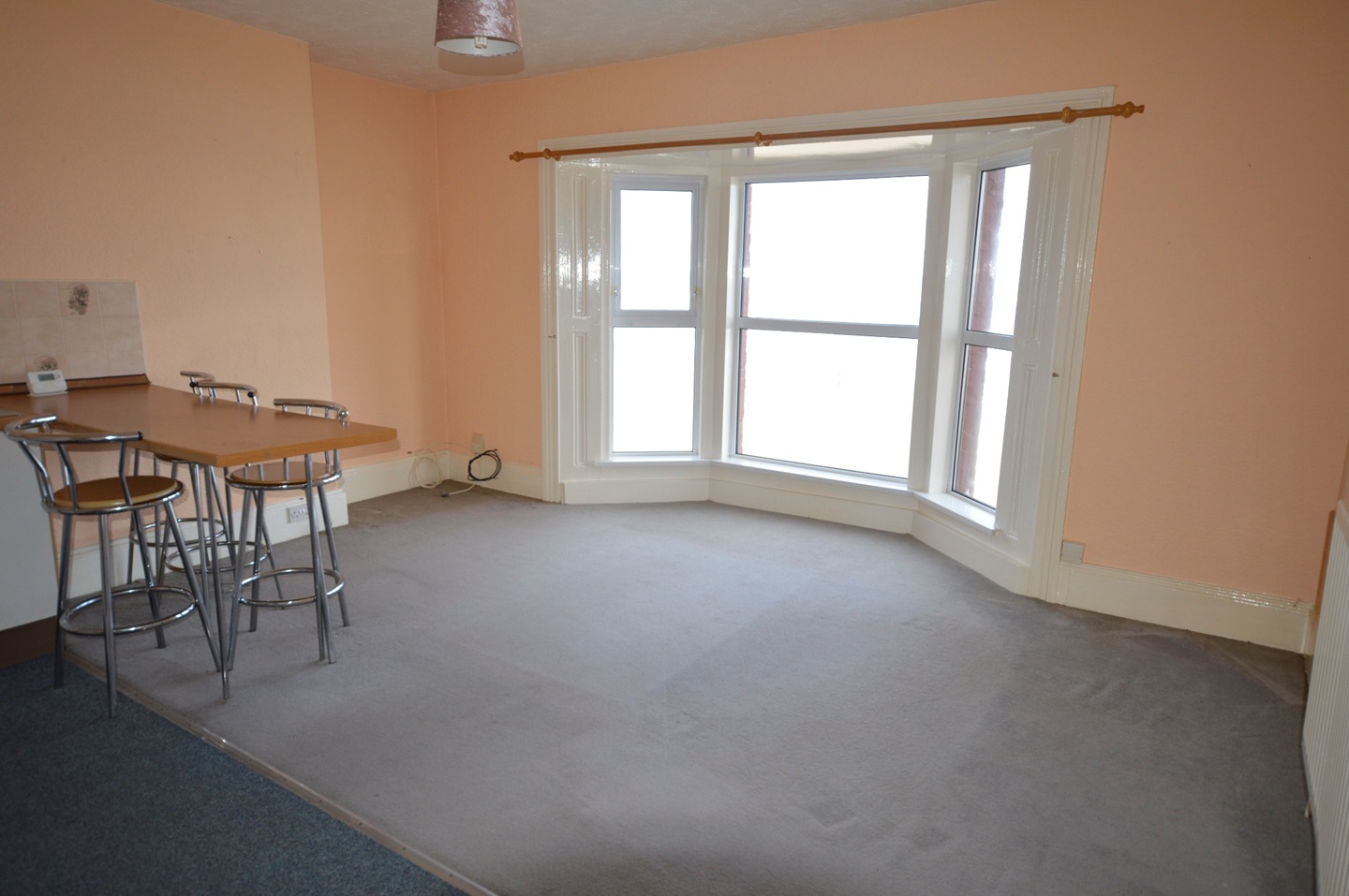 Redcar 2 Bed Flat, Regency House. 3 Terrace, TS10 To Rent