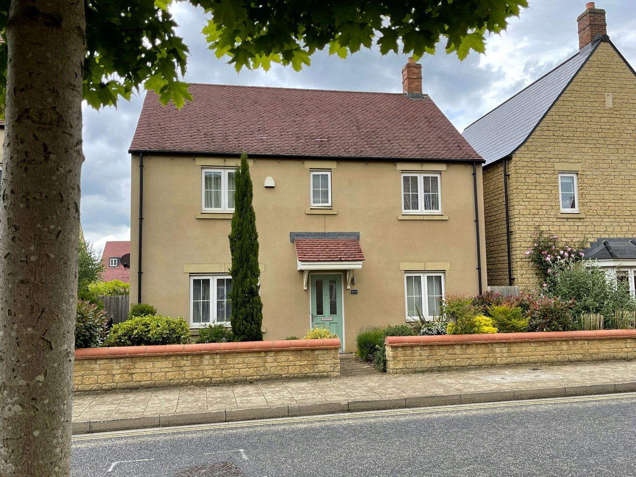 Bicester 4 Bed Detached House, Whitelands Way, OX26 To Rent Now for £2,400.00 p/m