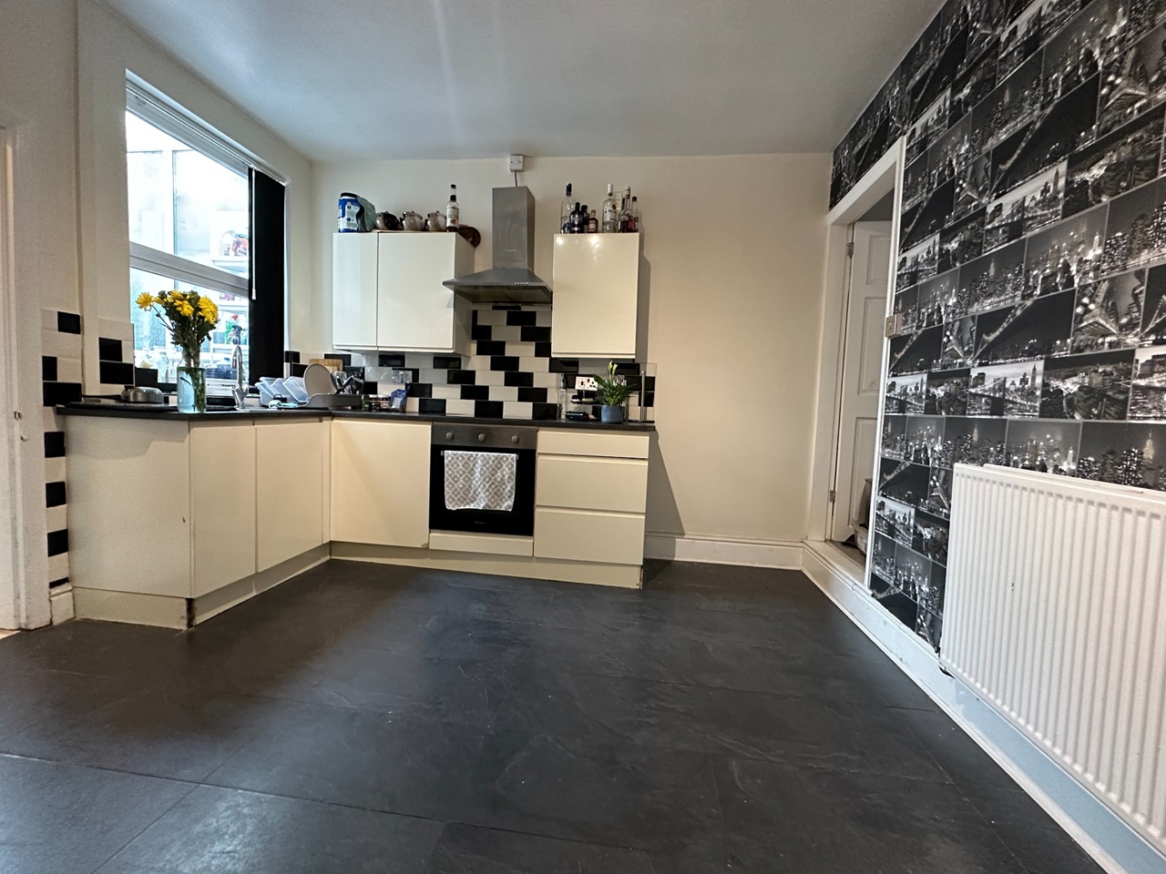 Coventry 2 Bed Terraced House, Longford, CV6 To Rent Now for £1,050