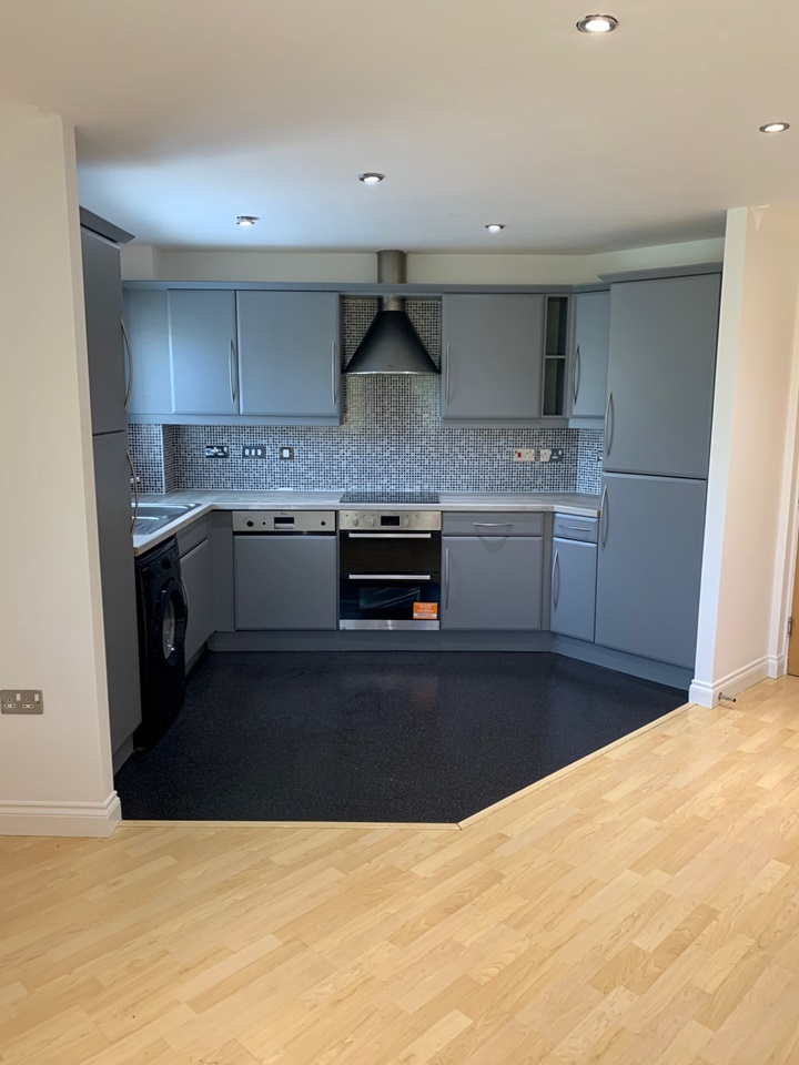 Hyde 2 Bed Flat, Brookhey, SK14 To Rent Now for £800.00 p/m