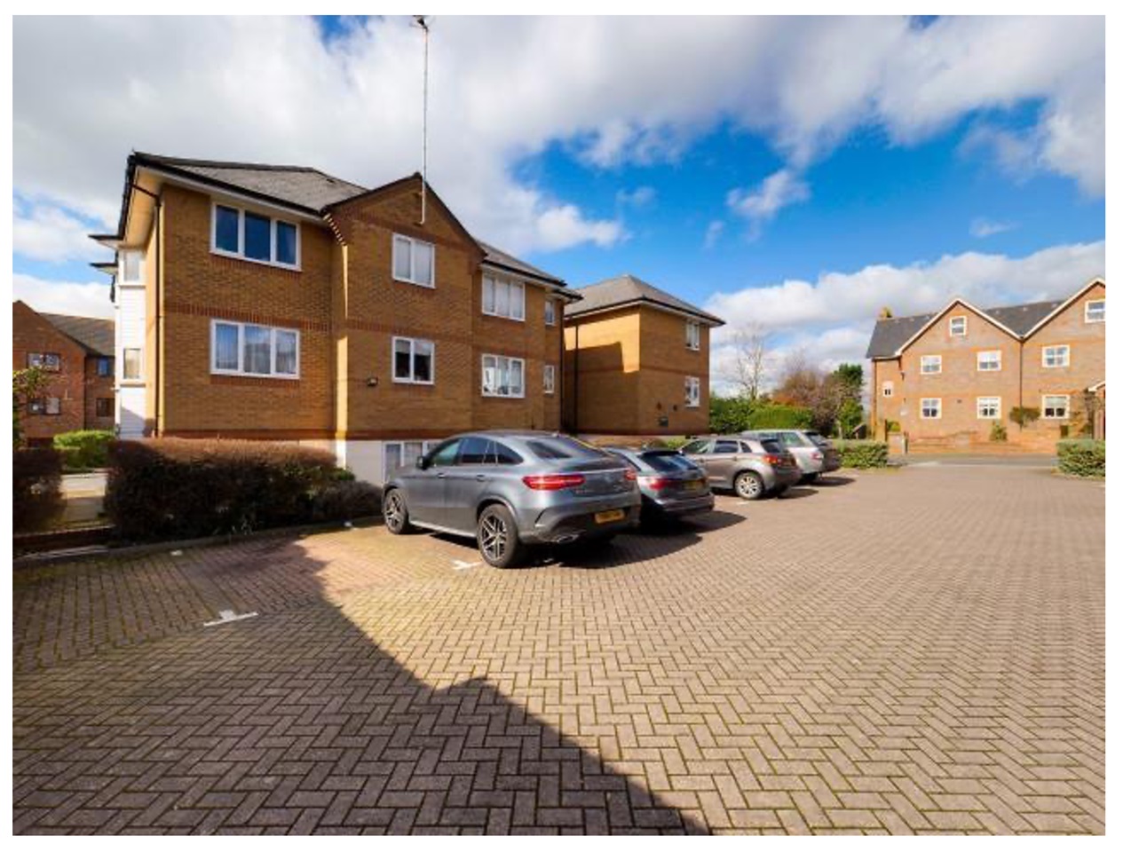 Hemel Hempstead 1 Bed Flat, Alexandra Court, HP2 To Rent Now for £