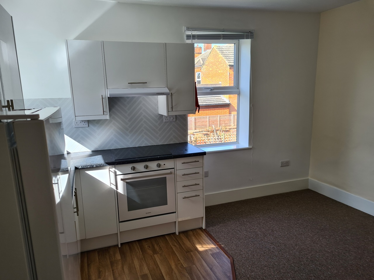 Bedford 1 Bed Flat, Goldington Avenue, MK40 To Rent Now for £750.00 p/m