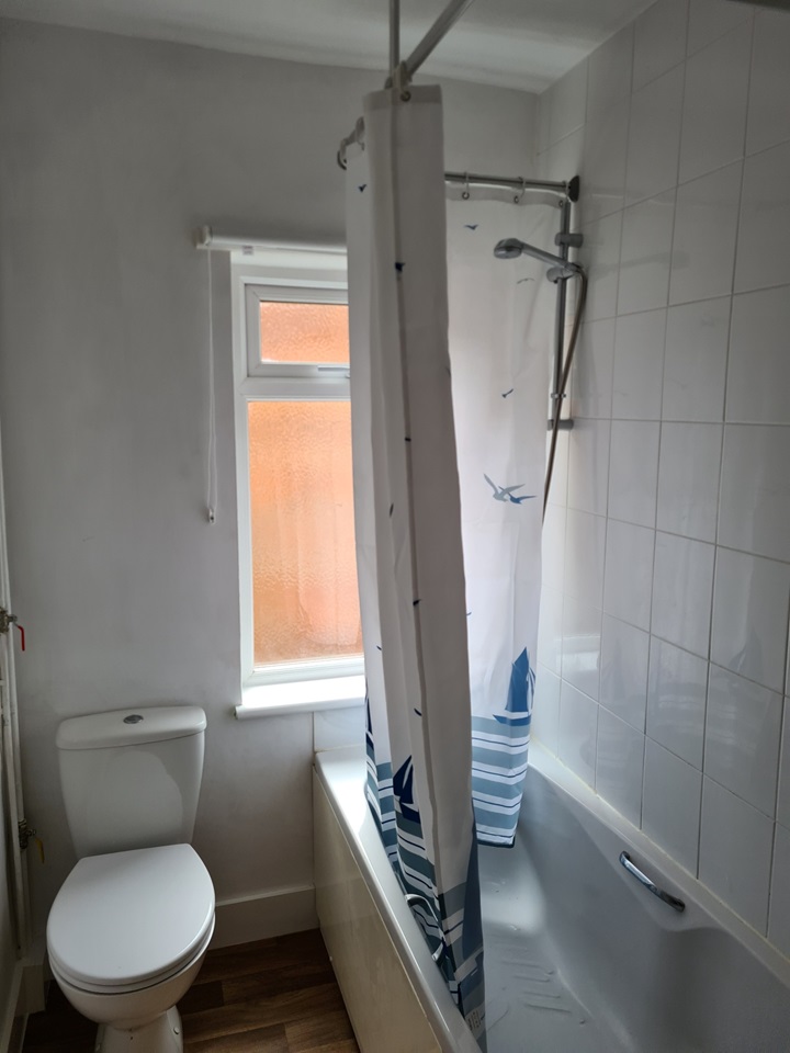 Bedford 1 Bed Flat, Goldington Avenue, MK40 To Rent Now for £750.00 p/m