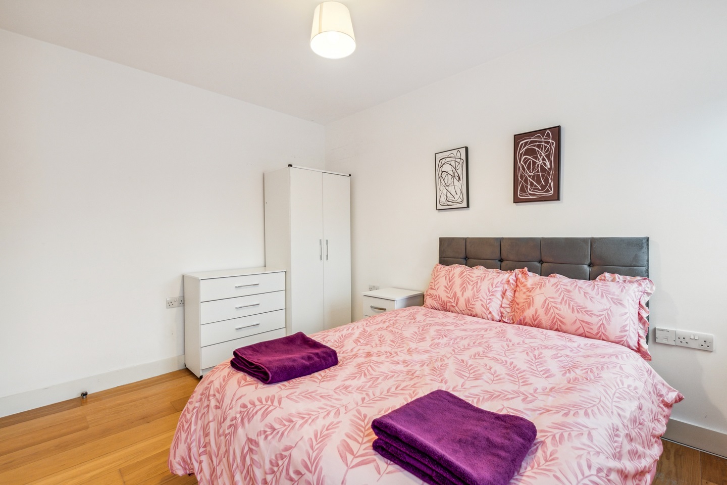 London 1 Bed Flat, South Lambeth Road, SW8 To Rent Now for £1,775.