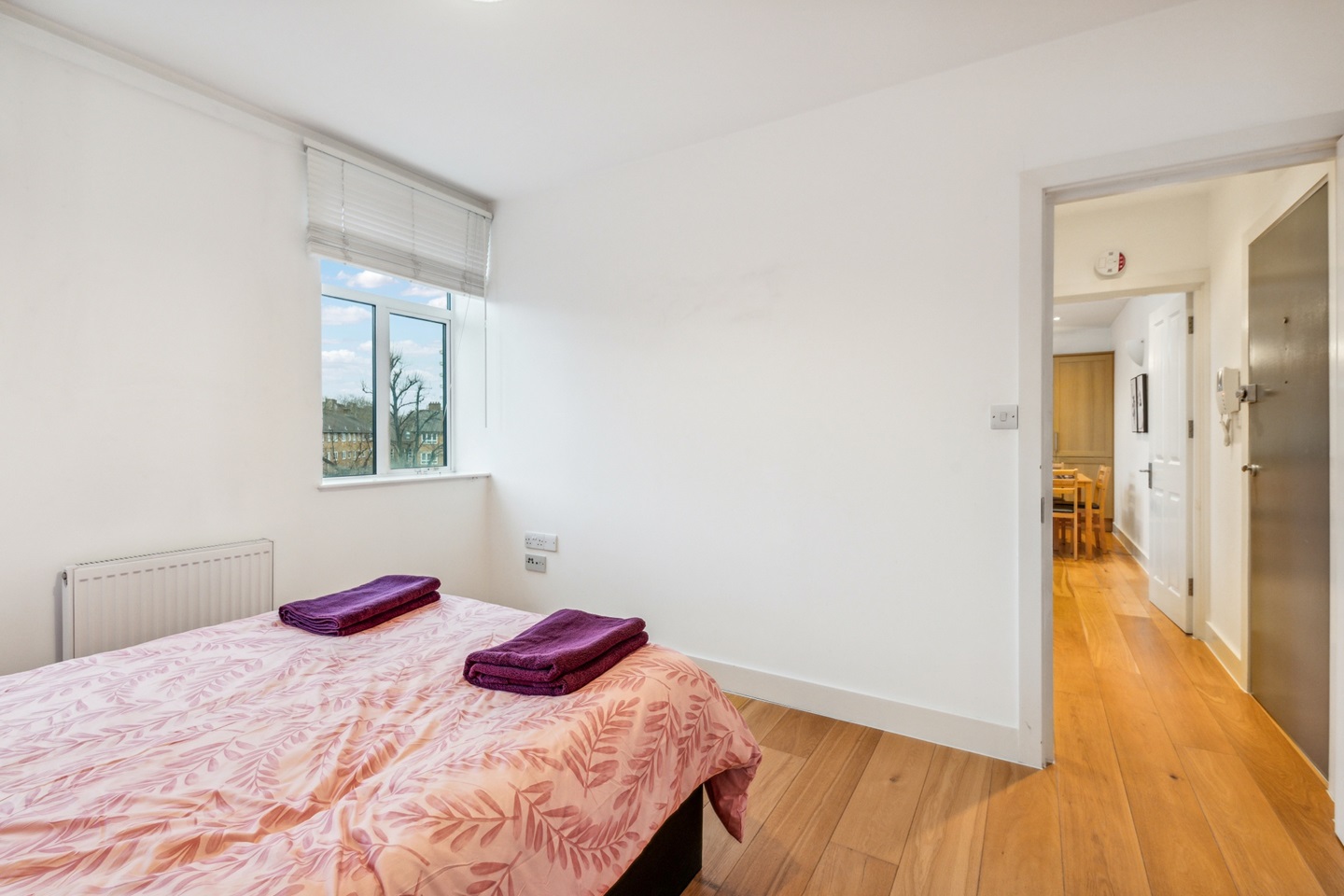 London 1 Bed Flat, South Lambeth Road, SW8 To Rent Now for £1,775.